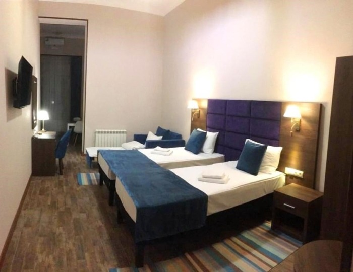2-мест.(разм. в 3-мест.) станд. с раздел.кроватями и кухней - Отель «Марис» Ессентуки